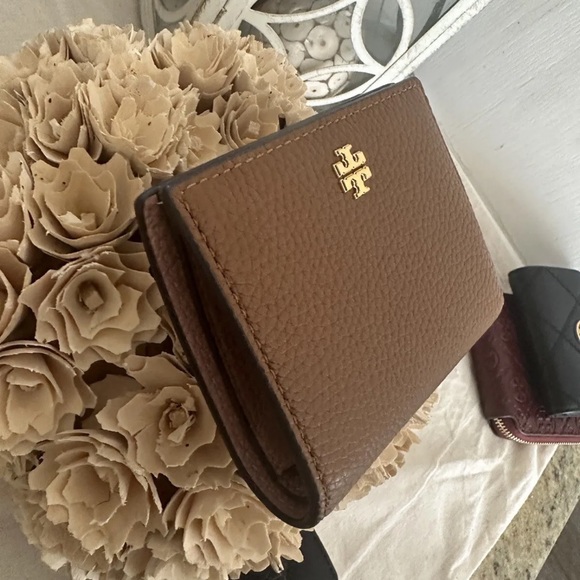 New Tory butch blake wallet - Picture 2 of 5